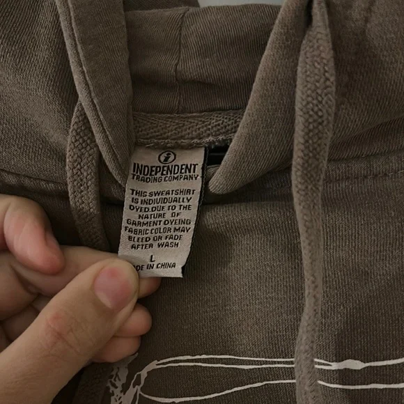 Dark Brown Hoodie with Graphic Design for Casual Wear - Picture 2 of 2